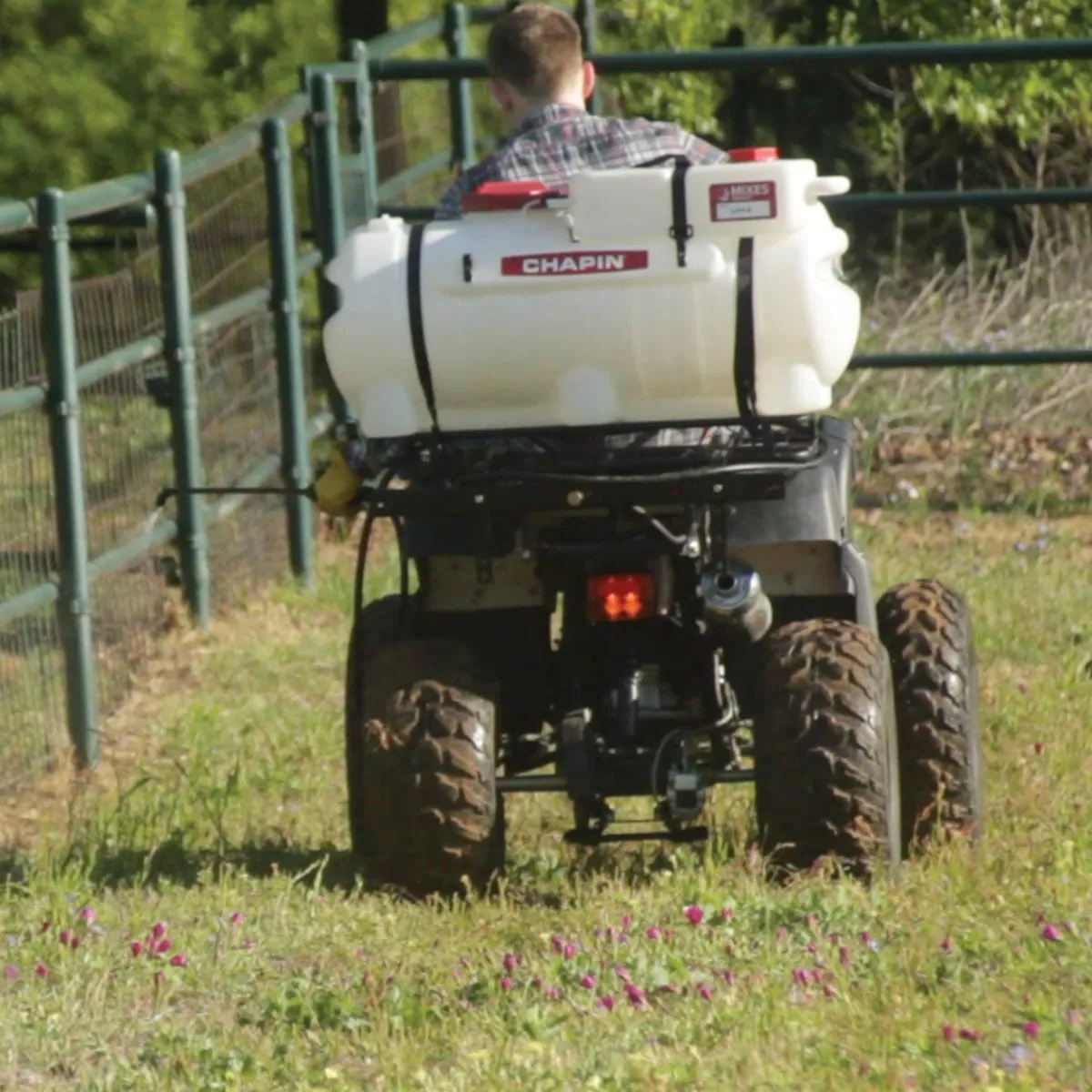 Chapin 25-Gallon Mixes On Exit Spot Sprayer