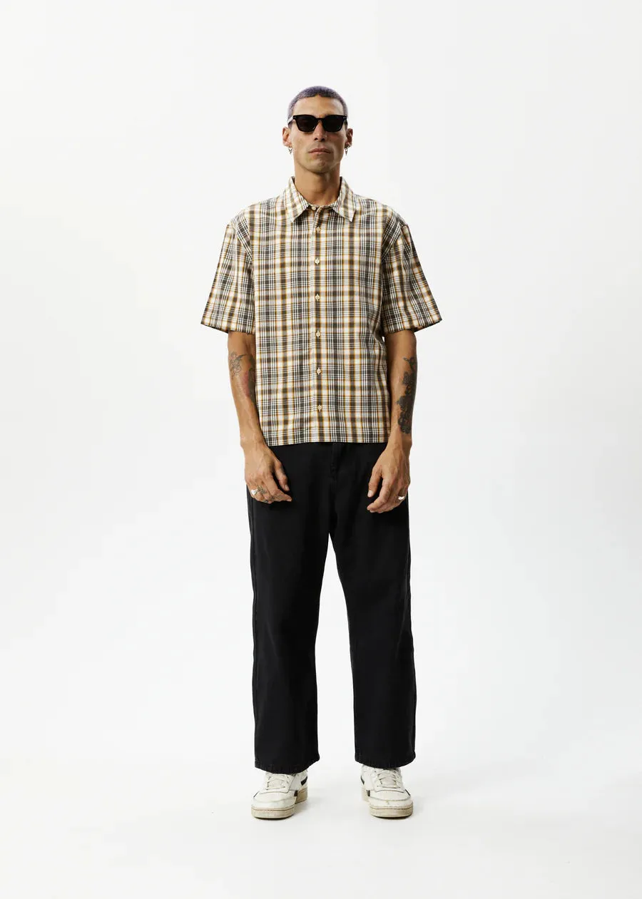 CHECK OUT SHORT SLEEVE SHIRT | MOONBEAN