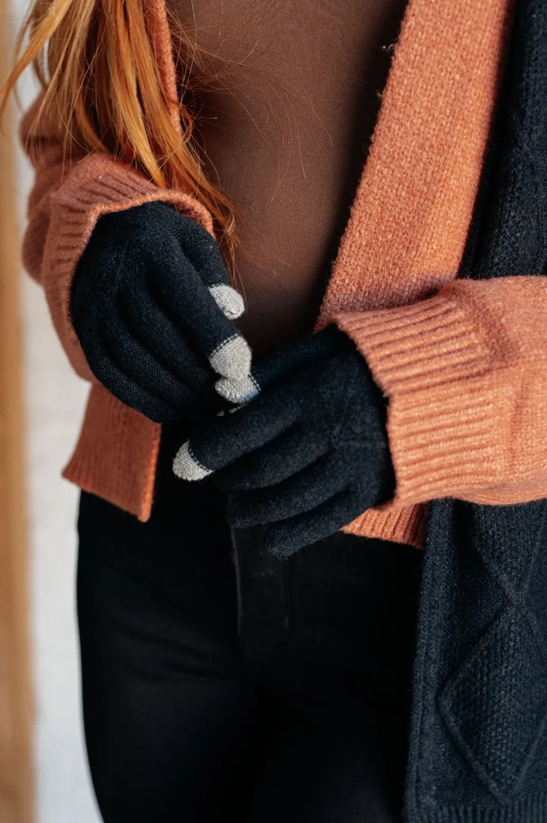 Jane Frost Beanie, Glove & Scarf Set in Black