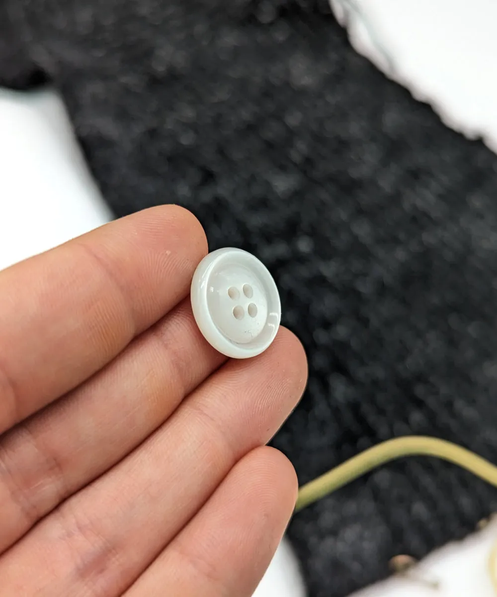 Knopf wei in 18mm und 23mm