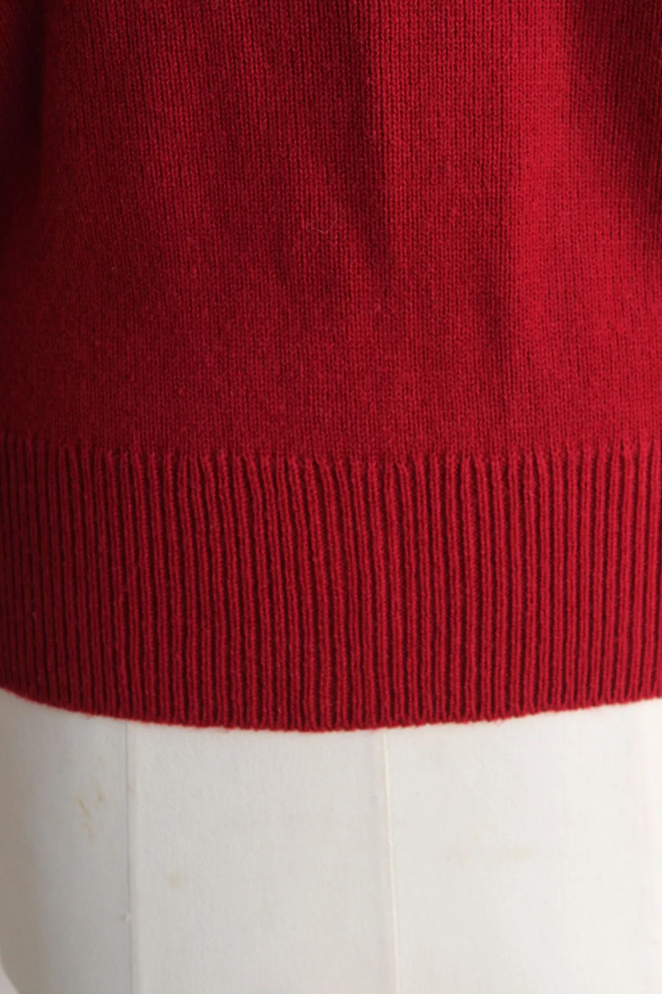 Vintage 1970s Cardigan Sweater in Red and White Paisley